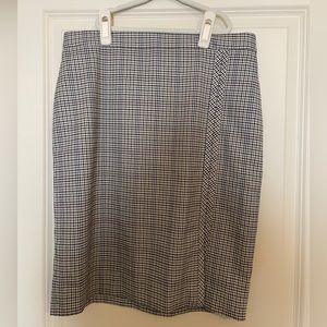 Plaid Ann Taylor pencil work skirt - size 8P